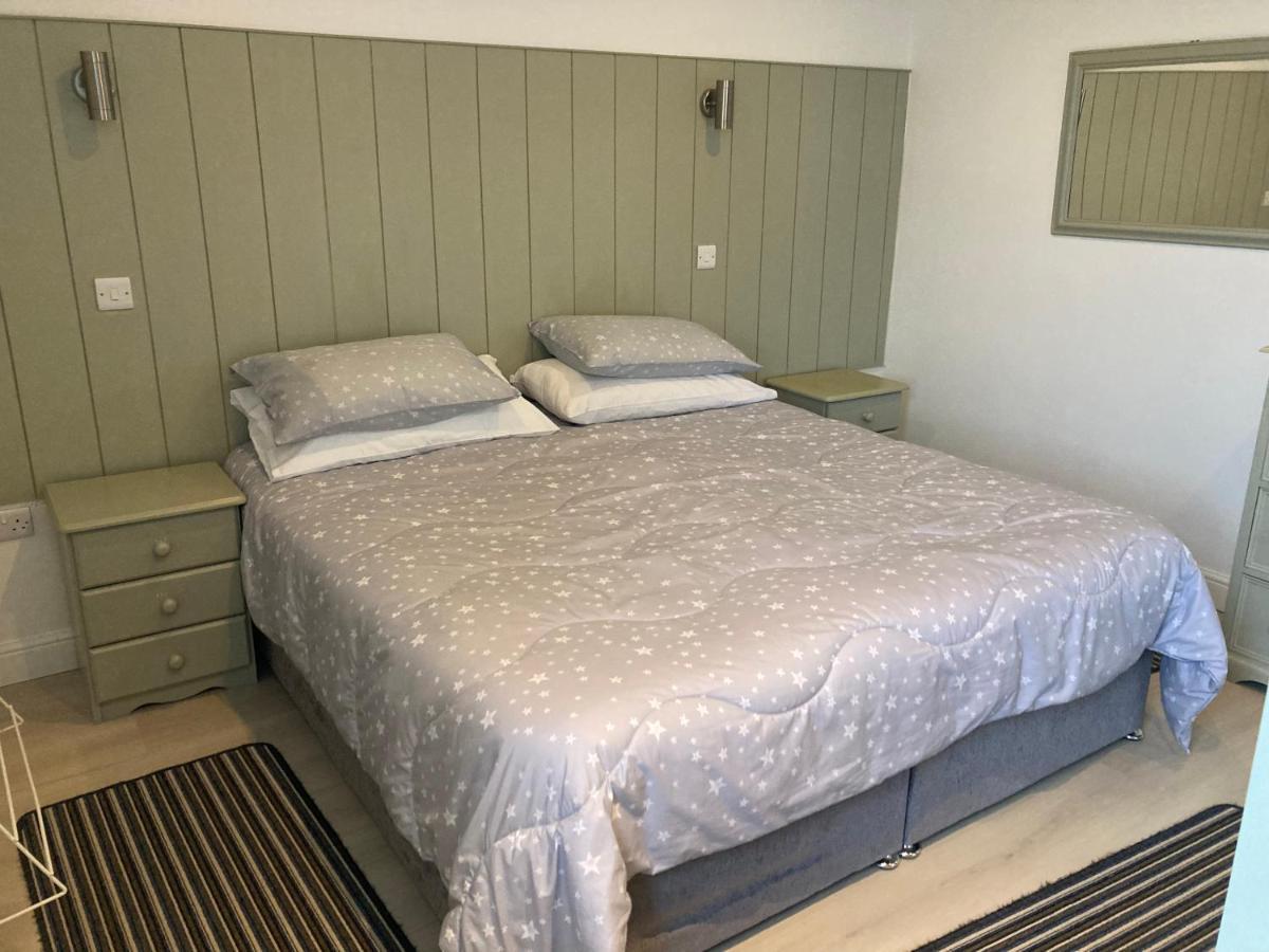 Marine Terrace Apartments Крикийт Екстериор снимка