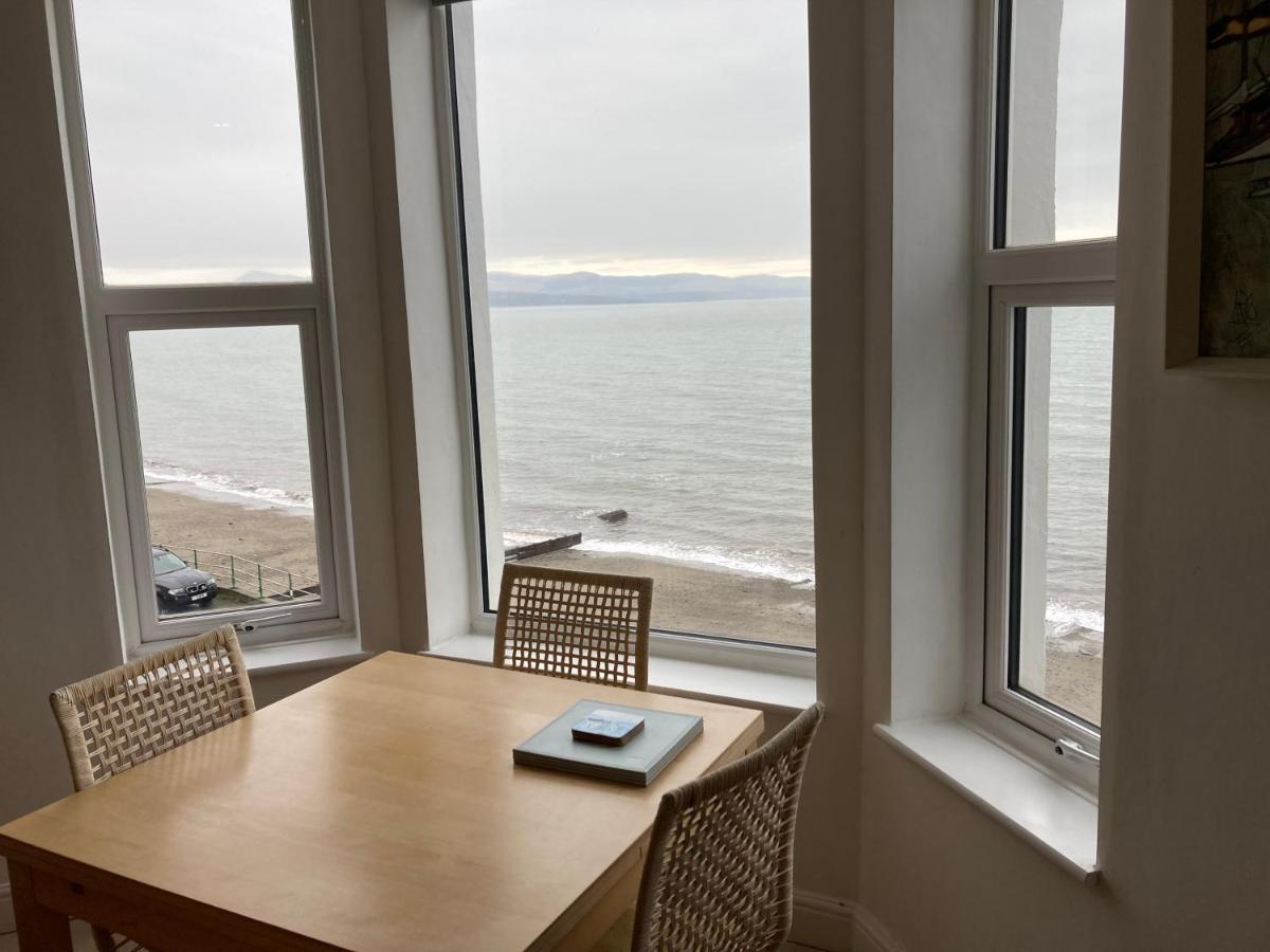 Marine Terrace Apartments Крикийт Екстериор снимка