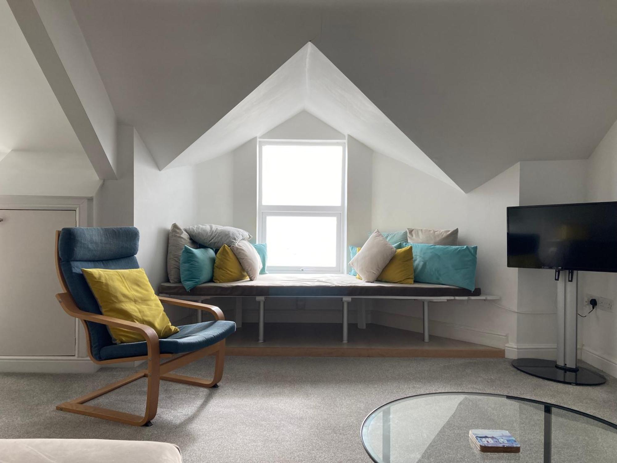 Marine Terrace Apartments Крикийт Екстериор снимка