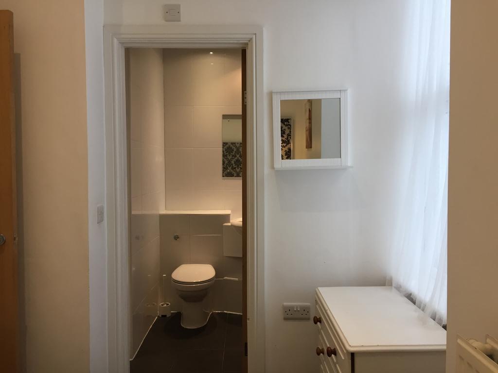 Marine Terrace Apartments Крикийт Екстериор снимка